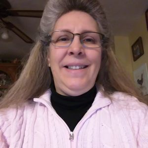 Meet your Posher, Louann